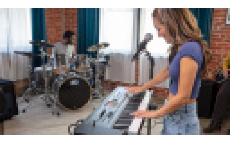 Back 2 School: The Best Beginner’s Keyboards and Synths for Playing in a Band!